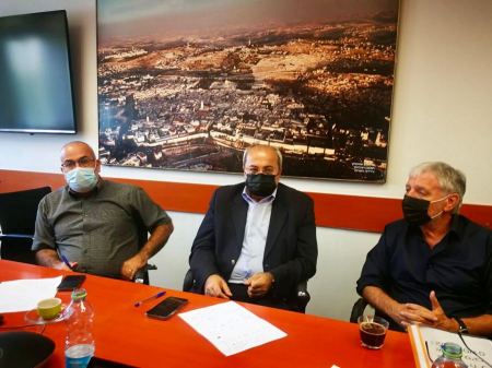 الطيبي والسعدي يجتمعان بوزير العمل والرفاه وطواقم الوزارة المهنية